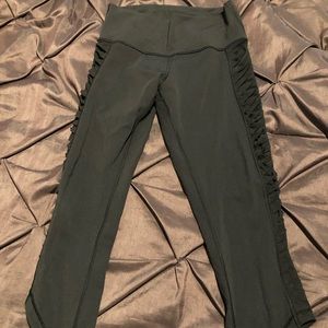 Lululemon Capri size8